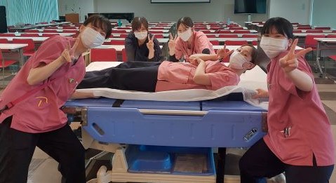 ストレッチャー移動